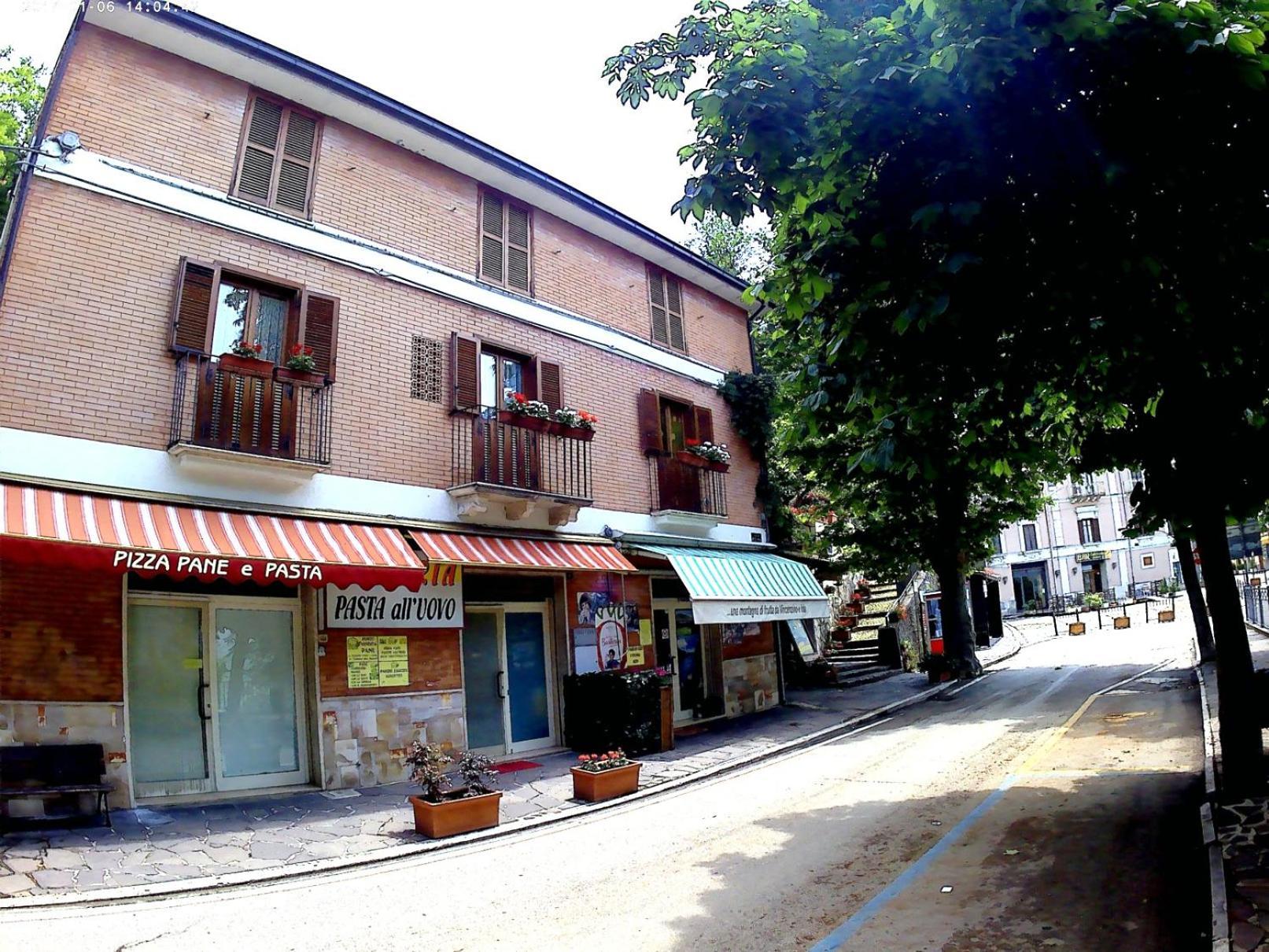 Amoroso'S House, Affittacamere Caramanico Terme Exteriör bild